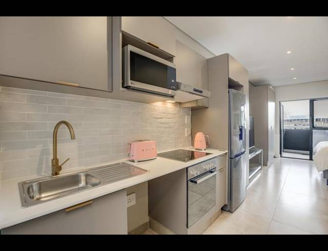 1 BEDROOM APARTMENT FOR SALE IN SANDTON CBD